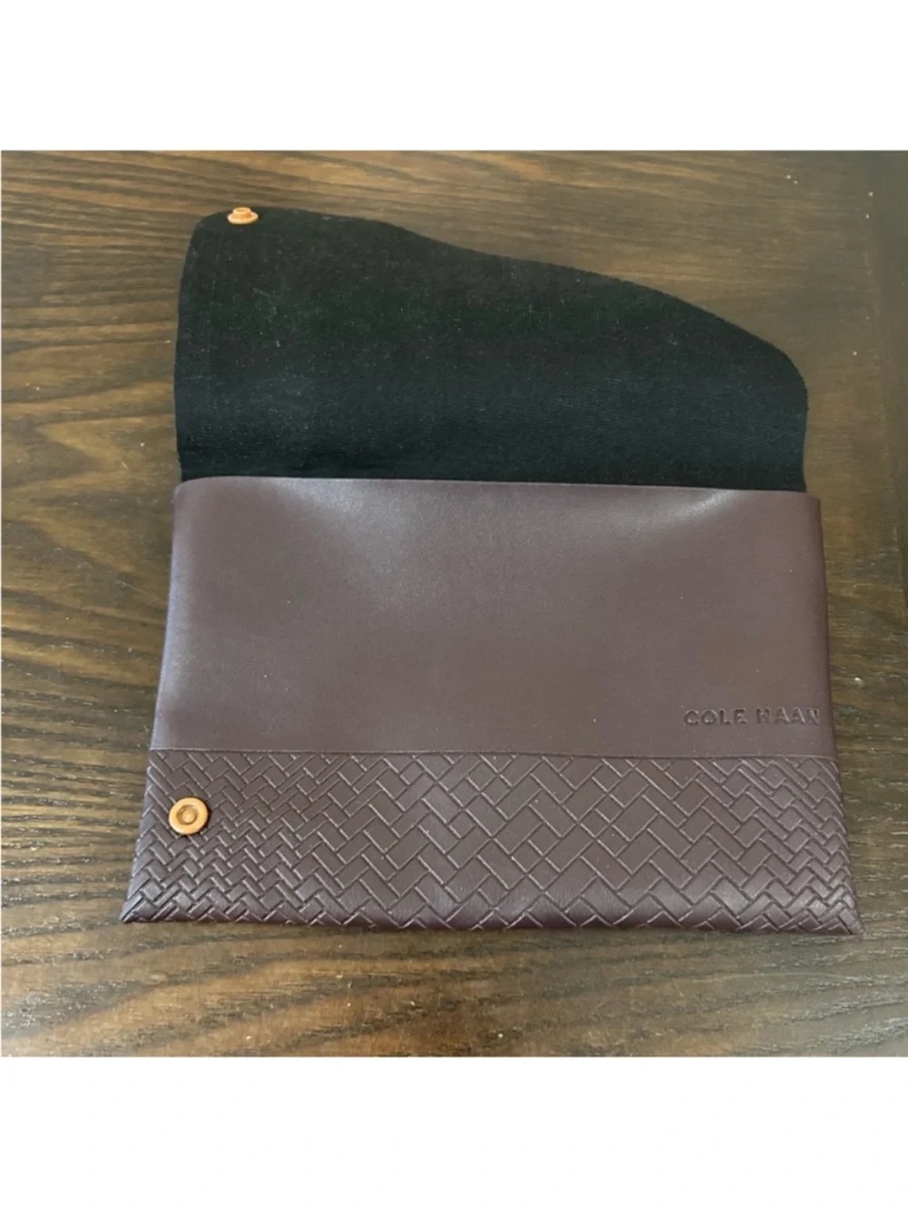 NEW Cole Haan Woven Faux Burgundy Leather Travel Clutch/E-Book Cover gold snap